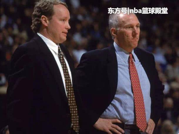  波波维奇续约五年执教马刺至65岁  